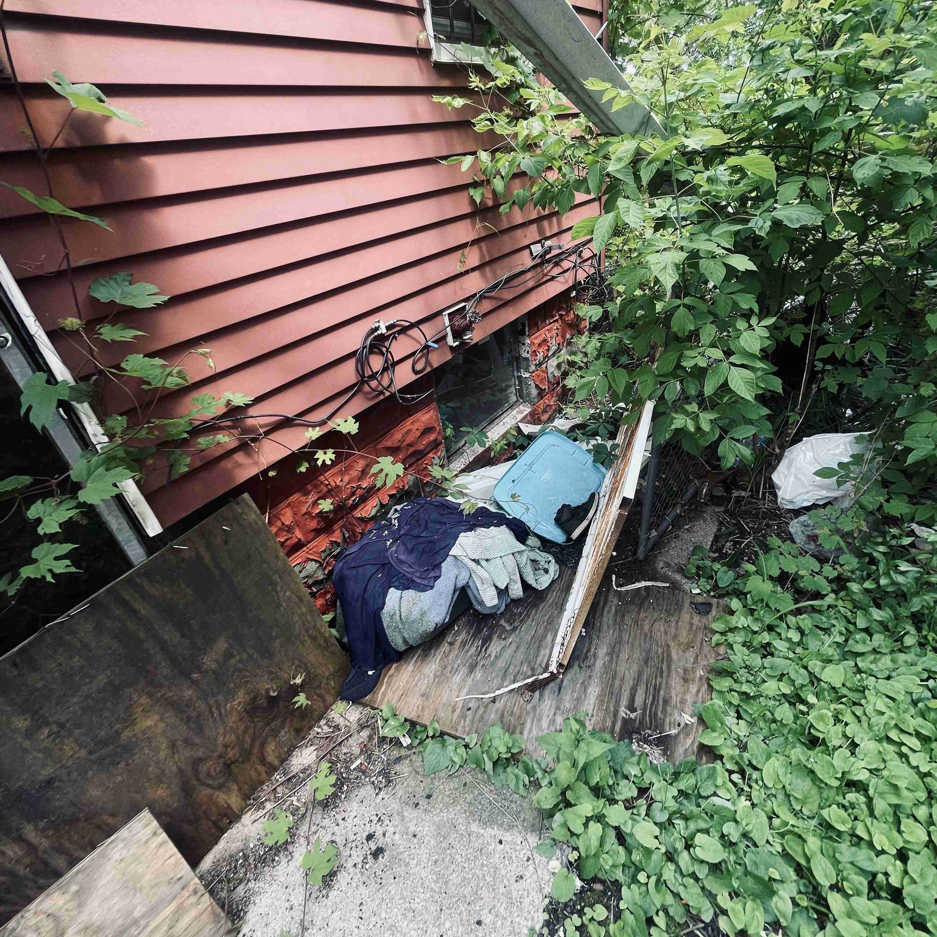 14044 Roselawn (14).jpg